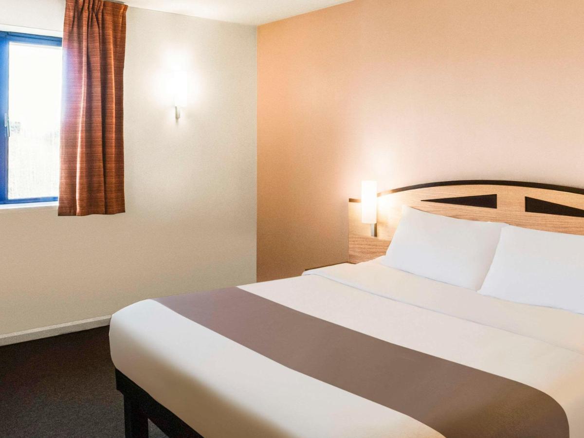 Ibis Lincoln Hotel North Hykeham Exterior foto