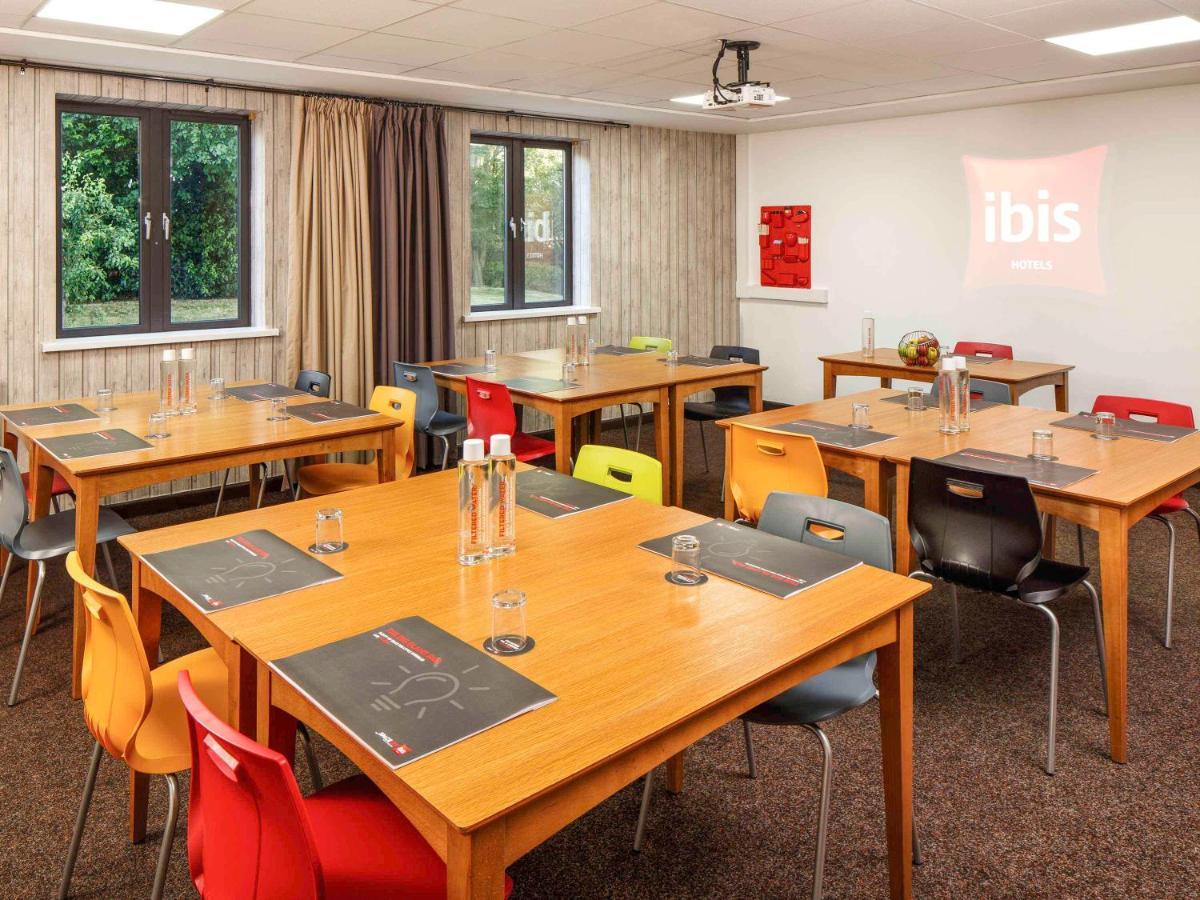 Ibis Lincoln Hotel North Hykeham Exterior foto